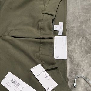 Olive green size 14 Liz Claiborne Emma ankle slacks